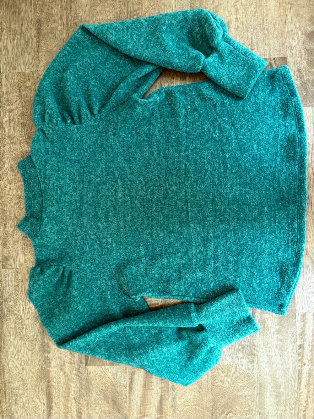 Zenana Outfitters Women’s Emerald Green Mock Neck Puff Sleeve Sweater - Picture 2 of 4